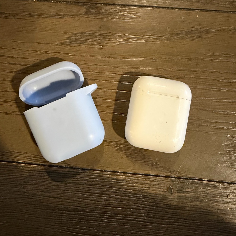 AirPod 2nd Gen with Blue Case
